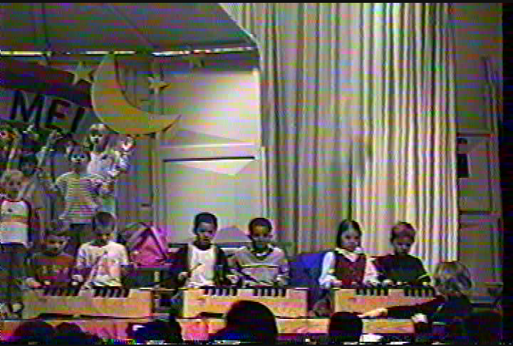 Hillcrest PM Kindergarten Festival: Wake Me! Shake Me! (2002)