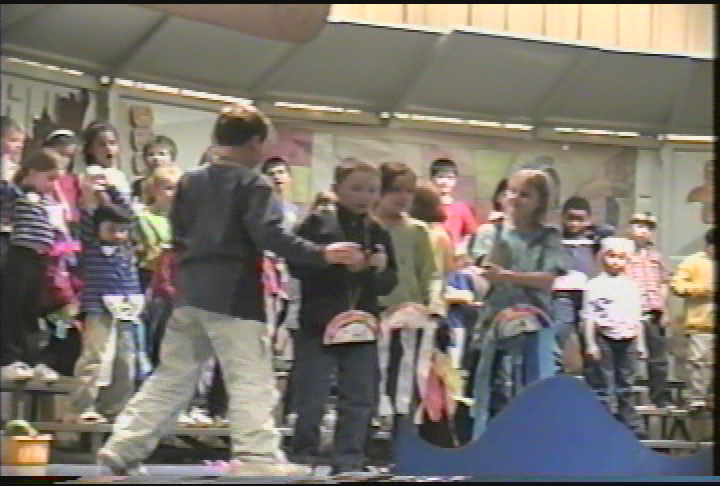2002 Hillcrest Gr. 1 & 2 Musical: Free to be You & Me