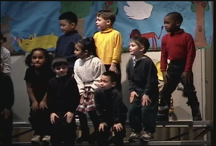 (2003) Hillcrest PM Kind. :  Jungle Tails- The Lion and The Mouse